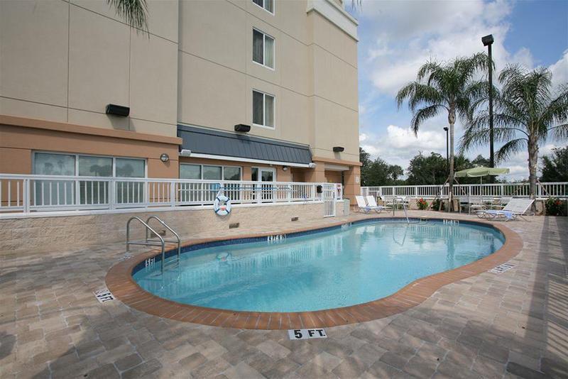 Fairfield Inn And Suites By Marriott Titusville Kennedy Space Center Bagian luar foto